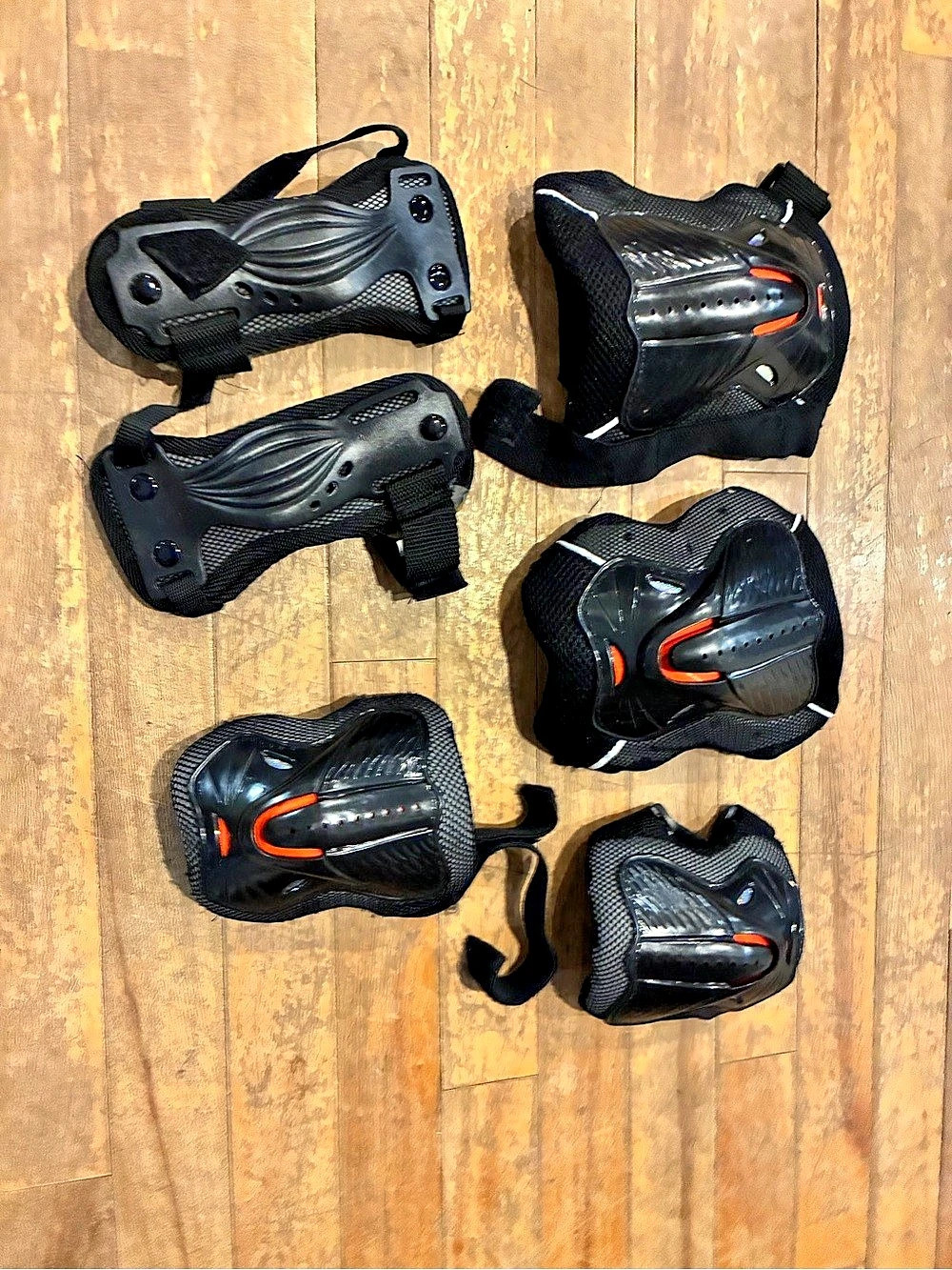 Black Protective Pad Set